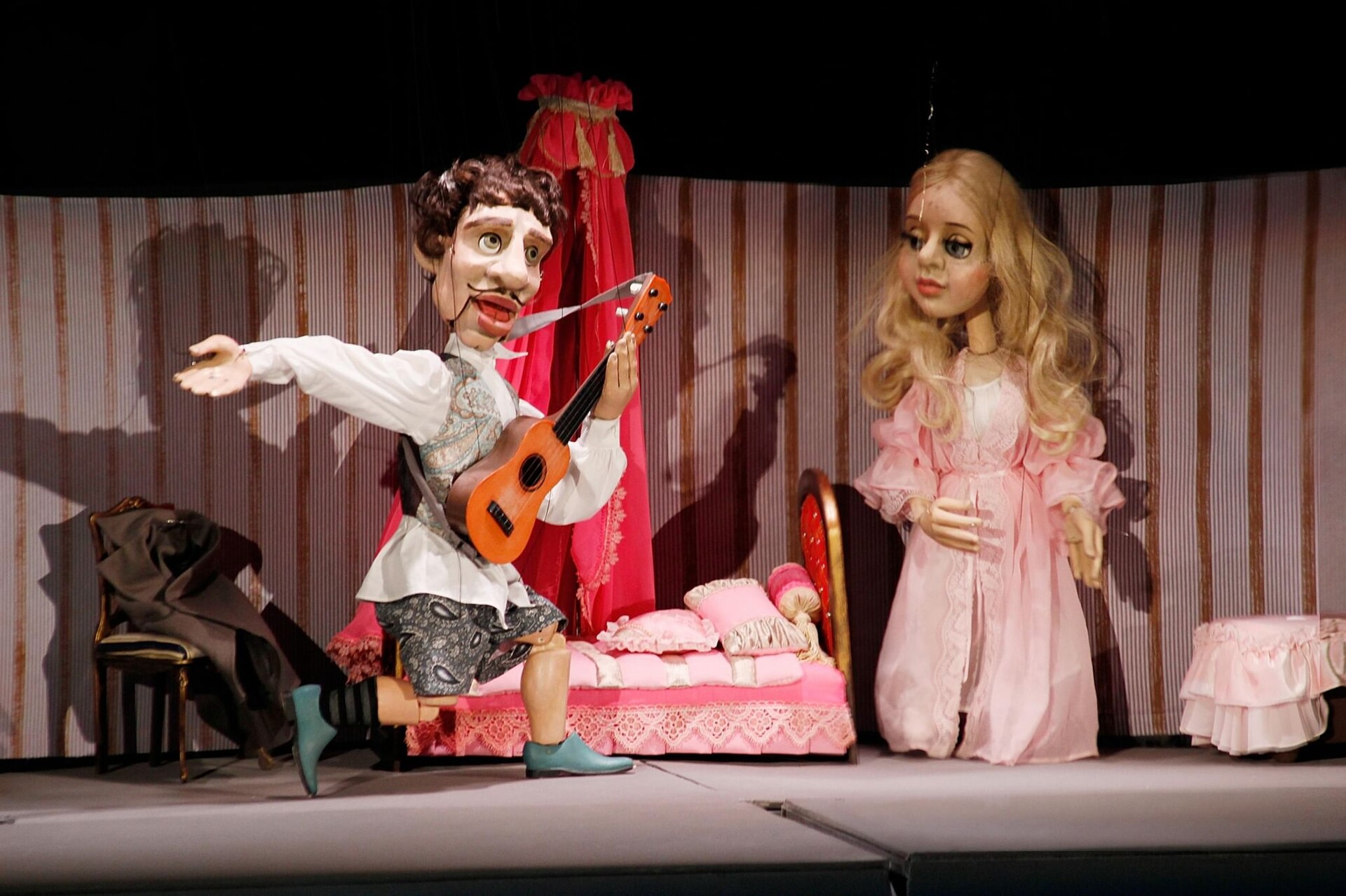 А. П. Чехов #Хамелеон #Хористка #Спатьхочется — фотография 4