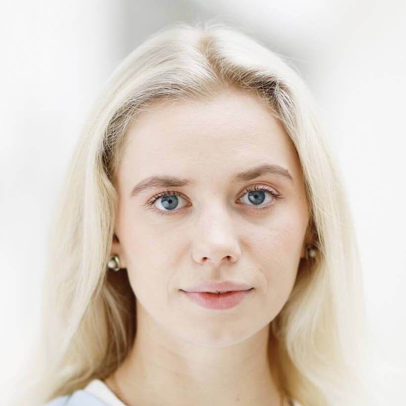 Галина Селякова
