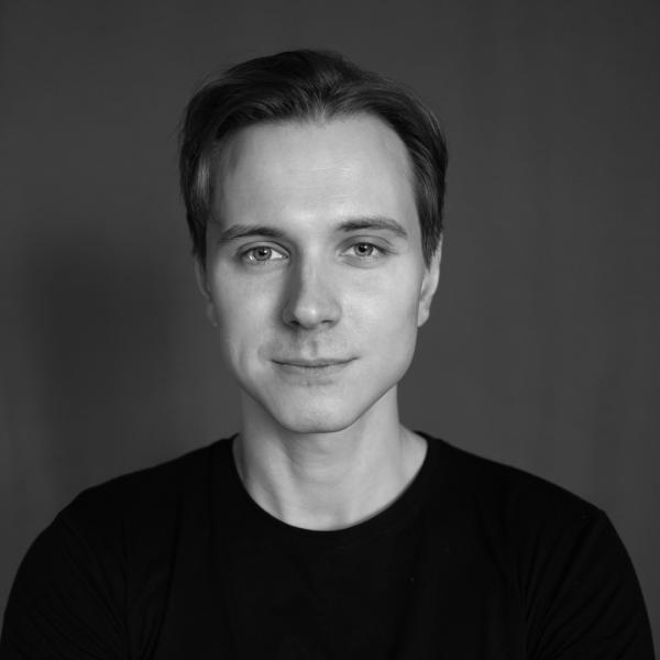 Андрей Попов