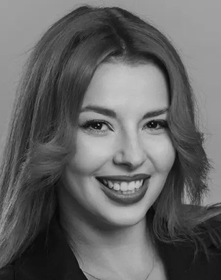 Элина Банникова