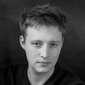 Дмитрий Ломакин