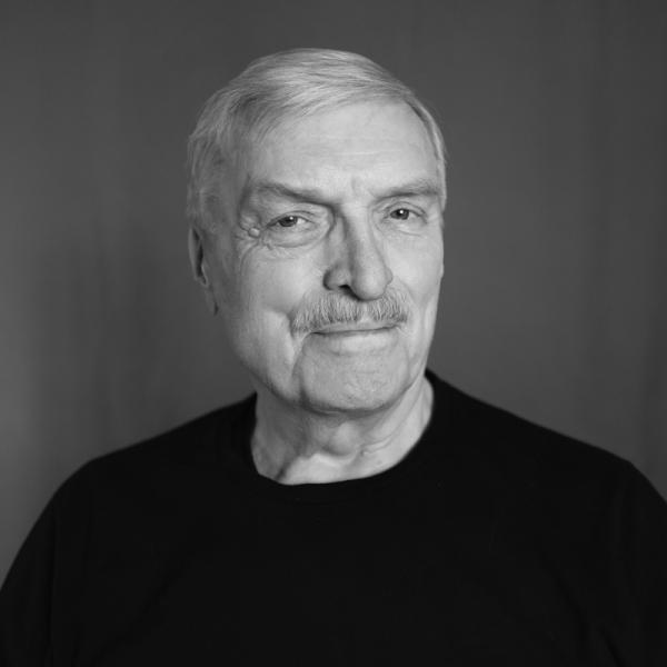 Михаил Лебедев