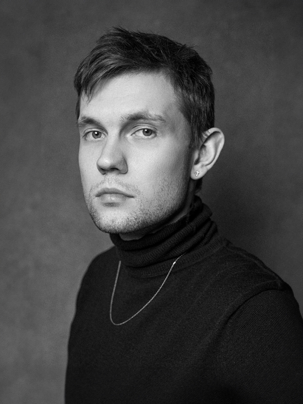 Роман Керн
