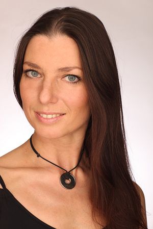 Елена Баженова