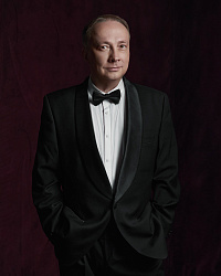 Дмитрий Карпов