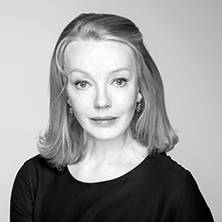 Попова Елена Кимовна