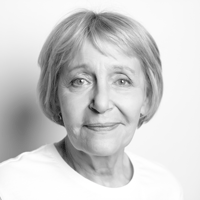 Нина Попова